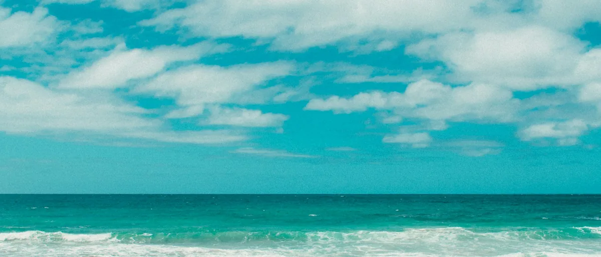 Turquoise water and white sand on an Australian beach